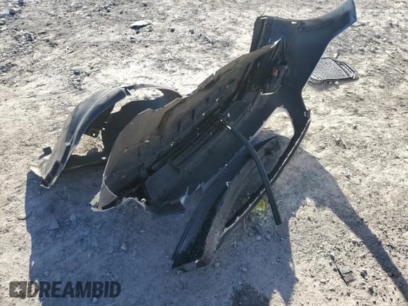 ✅ 2015 Ford Mustang V6 • VIN: 1FA6P8AM5F5394490 • Lot: 92239705. Wystawiony na Copart z przebiegiem 122 109 mil. Bezpłatny archiwum sprzedaży aukcyjnych z USA i szczegółowy raport historii pojazdu na DreamBid. Zdjęcie 12.