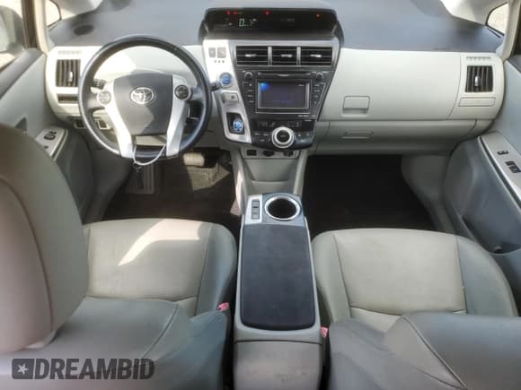 ✅ 2013 Toyota Prius Three • VIN: JTDZN3EU9D3207772 • Lot: 84929445. Wystawiony na Copart z przebiegiem 231 173 mil. Bezpłatny archiwum sprzedaży aukcyjnych z USA i szczegółowy raport historii pojazdu na DreamBid. Zdjęcie 8.