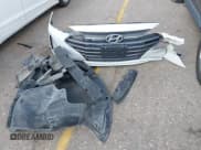 ✅ 2019 Hyundai Elantra SE • VIN: 5NPD74LF5KH492891 • Lot: 43386161. Listed on IAAI with 112,045 mi. Free auction sales archive from the USA and detailed vehicle history report at DreamBid. Image 12.