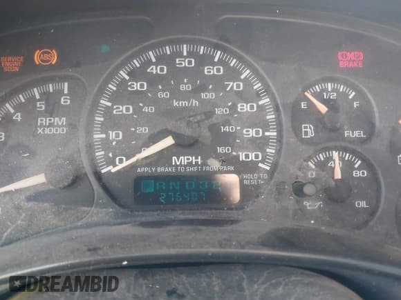 ✅ 2001 Chevrolet Suburban LT • VIN: 3GNFK16T31G279041 • Lot: 41981550. Wystawiony na IAAI z przebiegiem 276 407 mil. Bezpłatny archiwum sprzedaży aukcyjnych z USA i szczegółowy raport historii pojazdu na DreamBid. Zdjęcie 7.