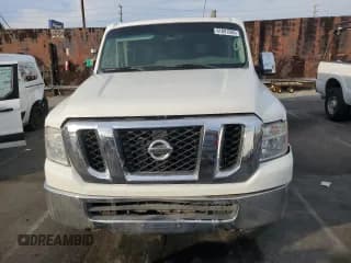 ✅ 2019 Nissan NV NV3500 HD S • VIN: 5BZBF0AA6KN852308 • Lot: 91891565. Wystawiony na Copart z przebiegiem 89 510 mil. Bezpłatny archiwum sprzedaży aukcyjnych z USA i szczegółowy raport historii pojazdu na DreamBid. Zdjęcie 5.