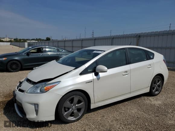 ✅ 2015 Toyota Prius Persona Series • VIN: JTDKN3DU3F0394711 • Lot: 80854125. Listed on Copart with 169,772 mi. Free auction sales archive from the USA and detailed vehicle history report at DreamBid. Image 1.