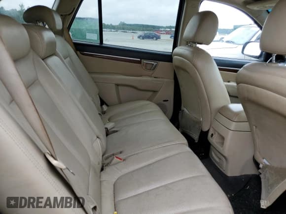 ✅ 2008 Hyundai Santa Fe SE • VIN: 5NMSH13EX8H214522 • Lot: 70185564. Listed on Copart with 186,830 mi. Free auction sales archive from the USA and detailed vehicle history report at DreamBid. Image 10.