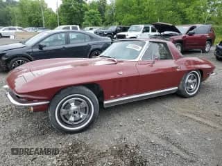 1966 Chevrolet Corvette z VIN 19467S100275, wystawiony jako Copart lot #61410885 z przebiegiem 75 916 mil mil oraz Nie do naprawy • Non repairable. Historia ofert i sprzedaży dostępna na DreamBid. Obrazek 1.