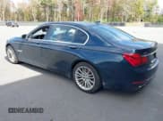 ✅ 2013 BMW 7 Series 750Li xDrive • VIN: WBAYF8C51DD141386 • Lot: 43366657. Wystawiony na IAAI z przebiegiem 105 316 mil. Bezpłatny archiwum sprzedaży aukcyjnych z USA i szczegółowy raport historii pojazdu na DreamBid. Zdjęcie 3.