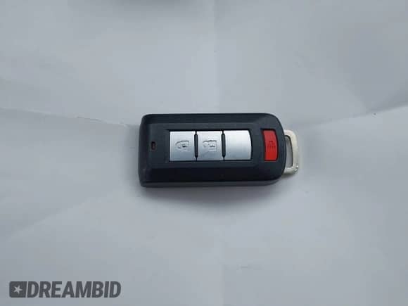 2016 Mitsubishi Outlander SE z VIN JA4AZ3A31GZ015790, wystawiony jako IAAI lot #42131804 z przebiegiem 298 900 mil mil oraz . Historia ofert i sprzedaży dostępna na DreamBid. Obrazek 11.