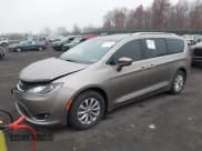 ✅ 2018 Chrysler Pacifica Touring L • VIN: 2C4RC1BGXJR274375 • Лот: 43694166. Опубликован ранее на IAAI с пробегом 114 106 миль. Бесплатный доступ к архиву аукционных продаж из США и подробный отчёт об истории автомобиля на DreamBid. Изображение 2.