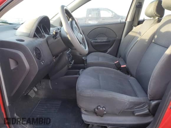 2006 Chevrolet Aveo z VIN KL1TG696X6B676804, wystawiony jako Copart lot #88003805 z przebiegiem Nie podano mil oraz Szkoda całkowita • Salvage title. Historia ofert i sprzedaży dostępna na DreamBid. Obrazek 7.