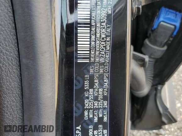 2024 Dodge Hornet R/T z VIN ZACPDFCW0R3A30992, wystawiony jako Copart lot #51642475 z przebiegiem 24 893 mil mil oraz Nie do naprawy • Non repairable. Historia ofert i sprzedaży dostępna na DreamBid. Obrazek 13.