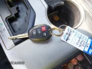 ✅ 2013 Toyota Camry SE • VIN: 4T1BF1FK2DU210082 • Лот: 43415850. Опубликован ранее на IAAI с пробегом 203 411 миль. Бесплатный доступ к архиву аукционных продаж из США и подробный отчёт об истории автомобиля на DreamBid. Изображение 11.