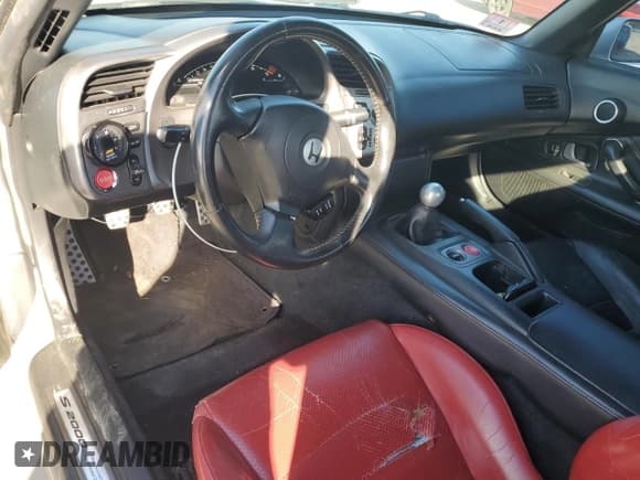 ✅ 2002 Honda S2000 • VIN: JHMAP114X2T007366 • Lot: 84370215. Listed on Copart with 138,263 mi. Free auction sales archive from the USA and detailed vehicle history report at DreamBid. Image 8.