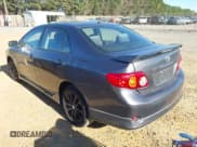 ✅ 2010 Toyota Corolla S • VIN: 1NXBU4EE9AZ182148 • Lot: 43521724. Wystawiony na IAAI z przebiegiem 238 951 mil. Bezpłatny archiwum sprzedaży aukcyjnych z USA i szczegółowy raport historii pojazdu na DreamBid. Zdjęcie 3.