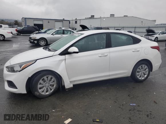 ✅ 2021 Hyundai Accent SE • VIN: 3KPC24A63ME142938 • Лот: 85307394. Опубликован ранее на Copart с пробегом 73 125 миль. Бесплатный доступ к архиву аукционных продаж из США и подробный отчёт об истории автомобиля на DreamBid. Изображение 1.