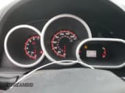 ✅ 2012 Toyota Matrix S • VIN: 2T1LE4EE3CC021588 • Lot: 56532385. Wystawiony na Copart z przebiegiem 212 339 mil. Bezpłatny archiwum sprzedaży aukcyjnych z USA i szczegółowy raport historii pojazdu na DreamBid. Zdjęcie 9.