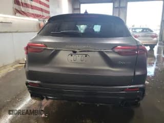 ✅ 2023 Maserati Grecale • VIN: ZN682CVT5P7410066 • Лот: 79863304. Опубликован ранее на Copart с пробегом 5 218 миль. Бесплатный доступ к архиву аукционных продаж из США и подробный отчёт об истории автомобиля на DreamBid. Изображение 6.