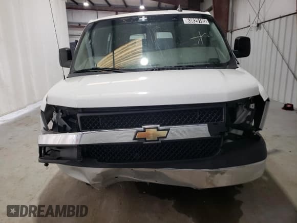 ✅ 2022 Chevrolet Express Cargo • VIN: 1GCWGAFP4N1222428 • Lot: 63829195. Listed on Copart with 30,685 mi. Free auction sales archive from the USA and detailed vehicle history report at DreamBid. Image 5.