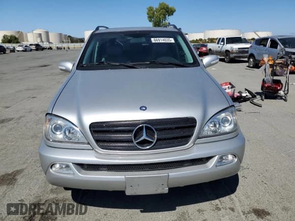 ✅ 2003 Mercedes-Benz M 320 • VIN: 4JGAB54E43A383002 • Лот: 66914035. Опубликован ранее на Copart с пробегом 217 834 миль. Бесплатный доступ к архиву аукционных продаж из США и подробный отчёт об истории автомобиля на DreamBid. Изображение 5.