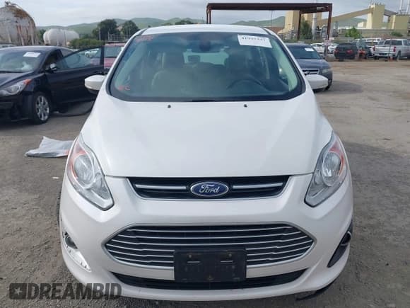 ✅ 2016 Ford C-Max SEL • VIN: 1FADP5CUXGL102011 • Lot: 41935337. Wystawiony na IAAI z przebiegiem 95 279 mil. Bezpłatny archiwum sprzedaży aukcyjnych z USA i szczegółowy raport historii pojazdu na DreamBid. Zdjęcie 12.