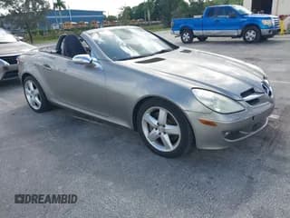 ✅ 2005 Mercedes-Benz SLK 230/320 • VIN: WDBWK56F75F026031 • Lot: 43532925. Wystawiony na IAAI z przebiegiem Nie podano. Bezpłatny archiwum sprzedaży aukcyjnych z USA i szczegółowy raport historii pojazdu na DreamBid. Zdjęcie 1.