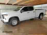 2022 Chevrolet Silverado 1500 Work Truck z VIN 1GCRDAED4NZ507371, wystawiony jako Copart lot #63350925 z przebiegiem 76 252 mil mil oraz Czysty tytuł • Clean title. Historia ofert i sprzedaży dostępna na DreamBid. Obrazek 1.