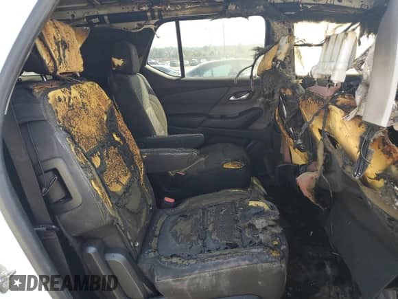 2019 Chevrolet Traverse LT Cloth z VIN 1GNERGKW8KJ121675, wystawiony jako Copart lot #84051555 z przebiegiem Nie podano mil oraz Nie do naprawy • Non repairable. Historia ofert i sprzedaży dostępna na DreamBid. Obrazek 11.