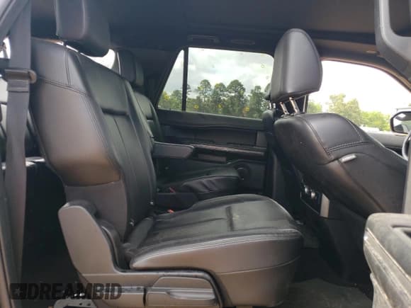 ✅ 2021 Ford Expedition Max XLT • VIN: 1FMJK1HT1MEA20779 • Lot: 56587175. Wystawiony na Copart z przebiegiem 77 456 mil. Bezpłatny archiwum sprzedaży aukcyjnych z USA i szczegółowy raport historii pojazdu na DreamBid. Zdjęcie 11.