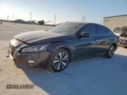 ✅ 2020 Nissan Altima SL • VIN: 1N4BL4EV2LC123982 • Lot: 84834185. Wystawiony na Copart z przebiegiem 112 110 mil. Bezpłatny archiwum sprzedaży aukcyjnych z USA i szczegółowy raport historii pojazdu na DreamBid. Zdjęcie 1.