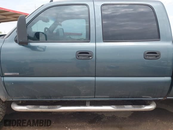 ✅ 2006 Chevrolet Silverado 2500HD LT3 • VIN: 1GCHK23D46F179396 • Лот: 42704575. Опубликован ранее на IAAI с пробегом 239 679 миль. Бесплатный доступ к архиву аукционных продаж из США и подробный отчёт об истории автомобиля на DreamBid. Изображение 13.