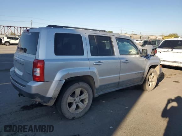 ✅ 2011 Jeep Patriot Latitude • VIN: 1J4NF1GB1BD266411 • Lot: 81784835. Listed on Copart with Not provided. Free auction sales archive from the USA and detailed vehicle history report at DreamBid. Image 3.