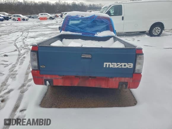 ✅ 1988 Mazda B-Series • VIN: JM2UF1131J0318446 • Lot: 87433625. Listed on Copart with 278,131 mi. Free auction sales archive from the USA and detailed vehicle history report at DreamBid. Image 6.