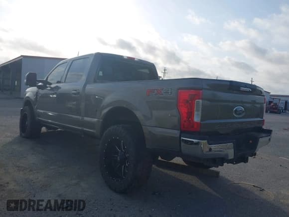 ✅ 2019 Ford F-250 XL • VIN: 1FT7W2BT6KEG02276 • Lot: 41936090. Listed on IAAI with 140,394 mi. Free auction sales archive from the USA and detailed vehicle history report at DreamBid. Image 3.