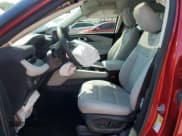 ✅ 2025 Ford Explorer Platinum • VIN: 1FMWK8HC8SGB06395 • Lot: 81034175. Wystawiony na Copart z przebiegiem Nie podano. Bezpłatny archiwum sprzedaży aukcyjnych z USA i szczegółowy raport historii pojazdu na DreamBid. Zdjęcie 7.