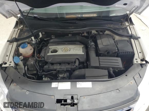 ✅ 2012 Volkswagen CC Sport • VIN: WVWMP7AN3CE501794 • Lot: 87208175. Listed on Copart with 93,439 mi. Free auction sales archive from the USA and detailed vehicle history report at DreamBid. Image 11.