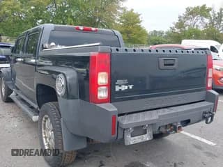 ✅ 2009 Hummer H3 H3T Luxury • VIN: 5GNEN13E898128599 • Lot: 43288627. Wystawiony na IAAI z przebiegiem 204 140 mil. Bezpłatny archiwum sprzedaży aukcyjnych z USA i szczegółowy raport historii pojazdu na DreamBid. Zdjęcie 3.