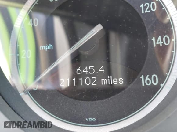 ✅ 2005 Mercedes-Benz SL 500 • VIN: WDBSK75F55F098924 • Lot: 42215237. Wystawiony na IAAI z przebiegiem 211 102 mil. Bezpłatny archiwum sprzedaży aukcyjnych z USA i szczegółowy raport historii pojazdu na DreamBid. Zdjęcie 15.