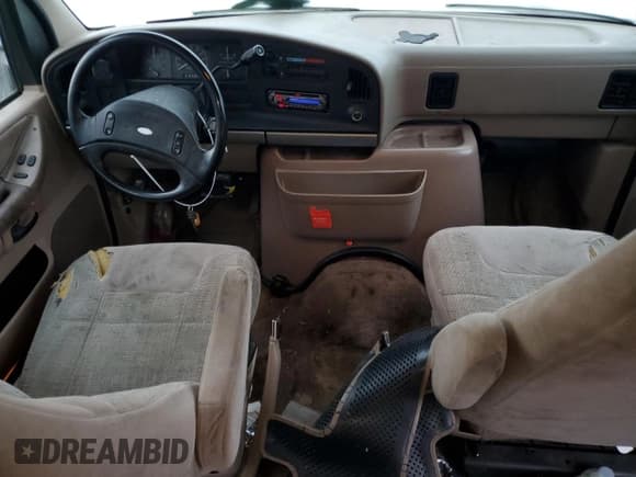 ✅ 1992 Ford Econoline Wagon XL • VIN: 1FBJS31H7NHB27006 • Лот: 83633524. Опубликован ранее на Copart с пробегом 308 837 миль. Бесплатный доступ к архиву аукционных продаж из США и подробный отчёт об истории автомобиля на DreamBid. Изображение 8.