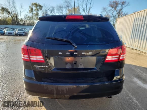 ✅ 2018 Dodge Journey SE • VIN: 3C4PDCAB3JT196329 • Lot: 91385445. Wystawiony na Copart z przebiegiem 103 941 mil. Bezpłatny archiwum sprzedaży aukcyjnych z USA i szczegółowy raport historii pojazdu na DreamBid. Zdjęcie 6.