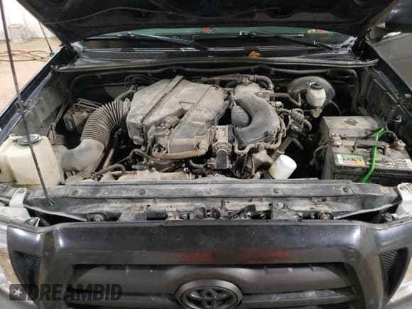 ✅ 2008 Toyota Tacoma • VIN: 5TEUU42N98Z586795 • Lot: 72650454. Listed on Copart with 179,107 mi. Free auction sales archive from the USA and detailed vehicle history report at DreamBid. Image 11.