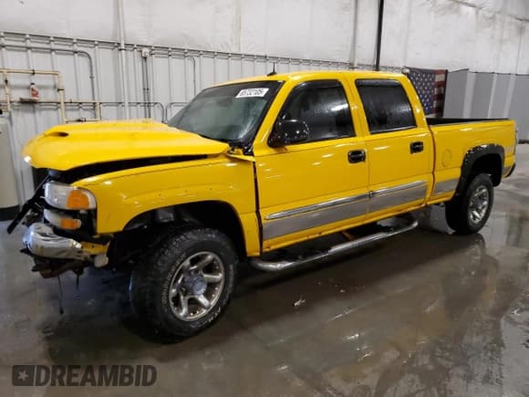 ✅ 2003 GMC Sierra 1500HD SLT • VIN: 1GTGK13U53F242975 • Lot: 65732105. Wystawiony na Copart z przebiegiem 332 603 mil. Bezpłatny archiwum sprzedaży aukcyjnych z USA i szczegółowy raport historii pojazdu na DreamBid. Zdjęcie 1.