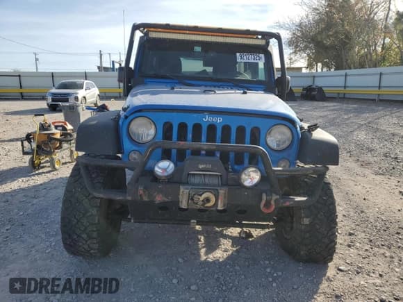 ✅ 2015 Jeep Wrangler Unlimited Rubicon • VIN: 1C4BJWFG2FL531799 • Lot: 92127325. Wystawiony na Copart z przebiegiem 146 436 mil. Bezpłatny archiwum sprzedaży aukcyjnych z USA i szczegółowy raport historii pojazdu na DreamBid. Zdjęcie 5.