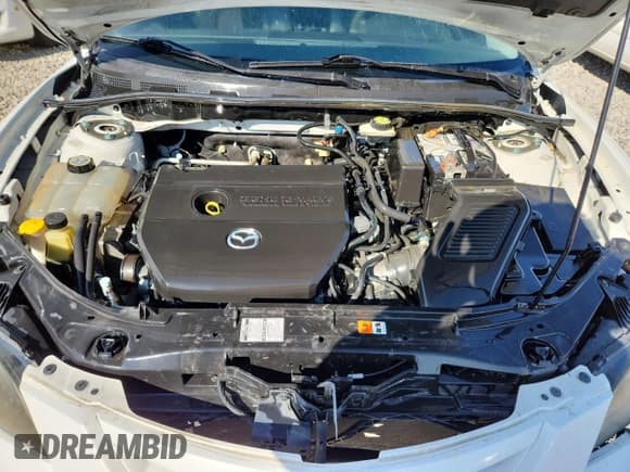 ✅ 2009 Mazda 3 S Sport • VIN: JM1BK323191228978 • Lot: 70532905. Wystawiony na Copart z przebiegiem 166 131 mil. Bezpłatny archiwum sprzedaży aukcyjnych z USA i szczegółowy raport historii pojazdu na DreamBid. Zdjęcie 11.