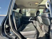 ✅ 2013 Toyota Land Cruiser • VIN: JTMHY7AJ9D4013338 • Lot: 80799075. Wystawiony na Copart z przebiegiem 144 546 mil. Bezpłatny archiwum sprzedaży aukcyjnych z USA i szczegółowy raport historii pojazdu na DreamBid. Zdjęcie 6.