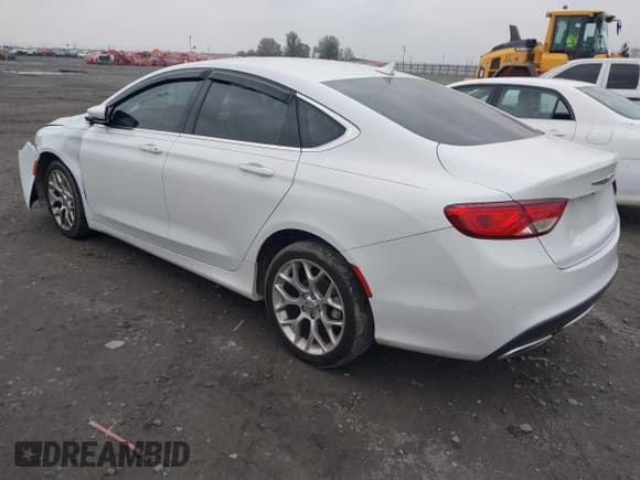✅ 2015 Chrysler 200 C • VIN: 1C3CCCCG6FN727884 • Lot: 43860906. Listed on IAAI with 177,868 mi. Free auction sales archive from the USA and detailed vehicle history report at DreamBid. Image 3.