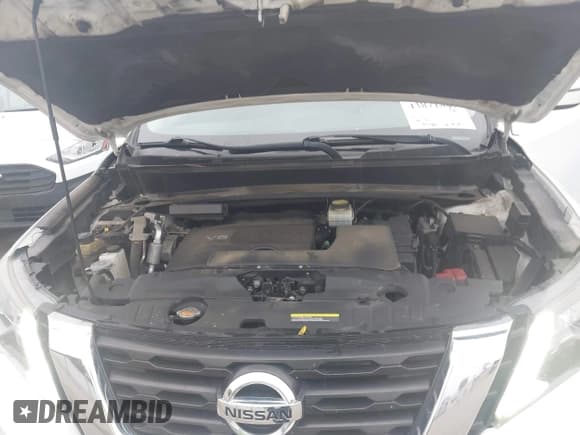 ✅ 2018 Nissan Pathfinder S • VIN: 5N1DR2MN0JC667283 • Lot: 43871847. Listed on IAAI with 117,032 mi. Free auction sales archive from the USA and detailed vehicle history report at DreamBid. Image 10.