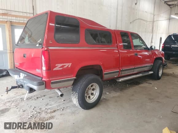 ✅ 1998 GMC Sierra 1500 • VIN: 2GTEK19RXW1547233 • Лот: 60666705. Опубликован ранее на Copart с пробегом 168 373 миль. Бесплатный доступ к архиву аукционных продаж из США и подробный отчёт об истории автомобиля на DreamBid. Изображение 3.