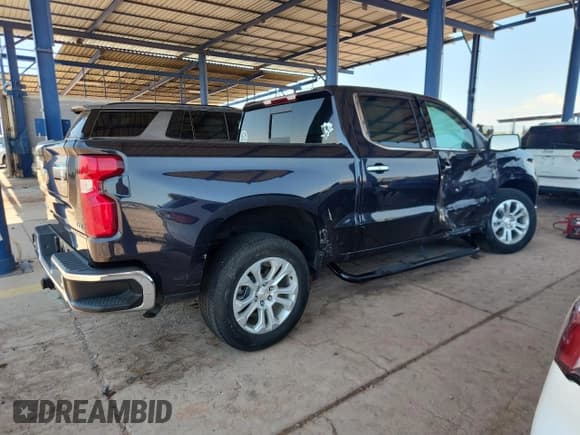 ✅ 2024 Chevrolet Silverado 1500 LTZ • VIN: 2GCPAEED7R1155912 • Lot: 60167835. Wystawiony na Copart z przebiegiem 14 324 mil. Bezpłatny archiwum sprzedaży aukcyjnych z USA i szczegółowy raport historii pojazdu na DreamBid. Zdjęcie 3.