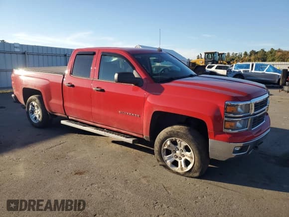 ✅ 2014 Chevrolet Silverado 1500 LT • VIN: 1GCVKREC2EZ107965 • Lot: 81938685. Wystawiony na Copart z przebiegiem 104 799 mil. Bezpłatny archiwum sprzedaży aukcyjnych z USA i szczegółowy raport historii pojazdu na DreamBid. Zdjęcie 4.