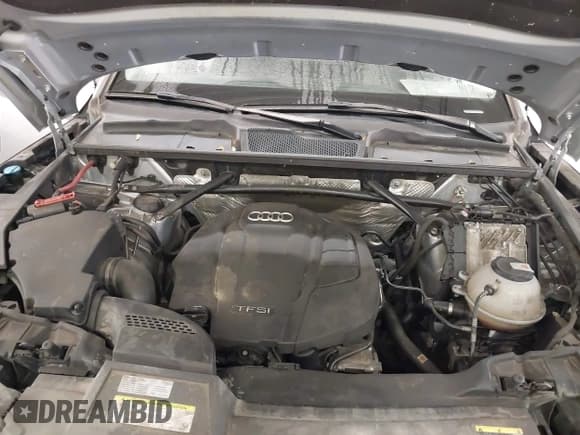 ✅ 2018 Audi Q5 Premium Plus • VIN: WA1BNAFY6J2124450 • Lot: 43265610. Listed on IAAI with 184,942 mi. Free auction sales archive from the USA and detailed vehicle history report at DreamBid. Image 10.