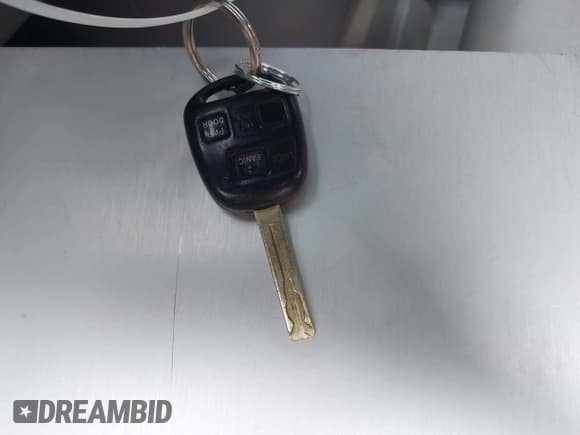 ✅ 2004 Lexus RX 330 • VIN: JTJGA31U540025817 • Lot: 42750174. Wystawiony na IAAI z przebiegiem 132 993 mil. Bezpłatny archiwum sprzedaży aukcyjnych z USA i szczegółowy raport historii pojazdu na DreamBid. Zdjęcie 11.