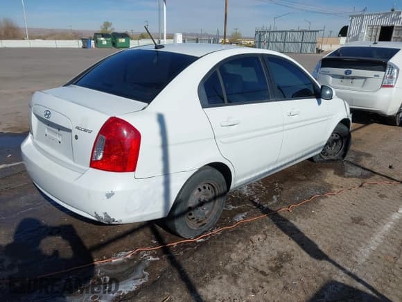 ✅ 2010 Hyundai Accent GLS • VIN: KMHCN4AC6AU501589 • Лот: 41848371. Опубликован ранее на IAAI с пробегом 138 822 миль. Бесплатный доступ к архиву аукционных продаж из США и подробный отчёт об истории автомобиля на DreamBid. Изображение 4.